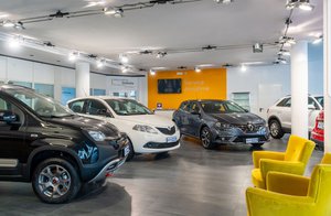 AUTO ENGL DES ENGL HANSPAUL - Renault Service